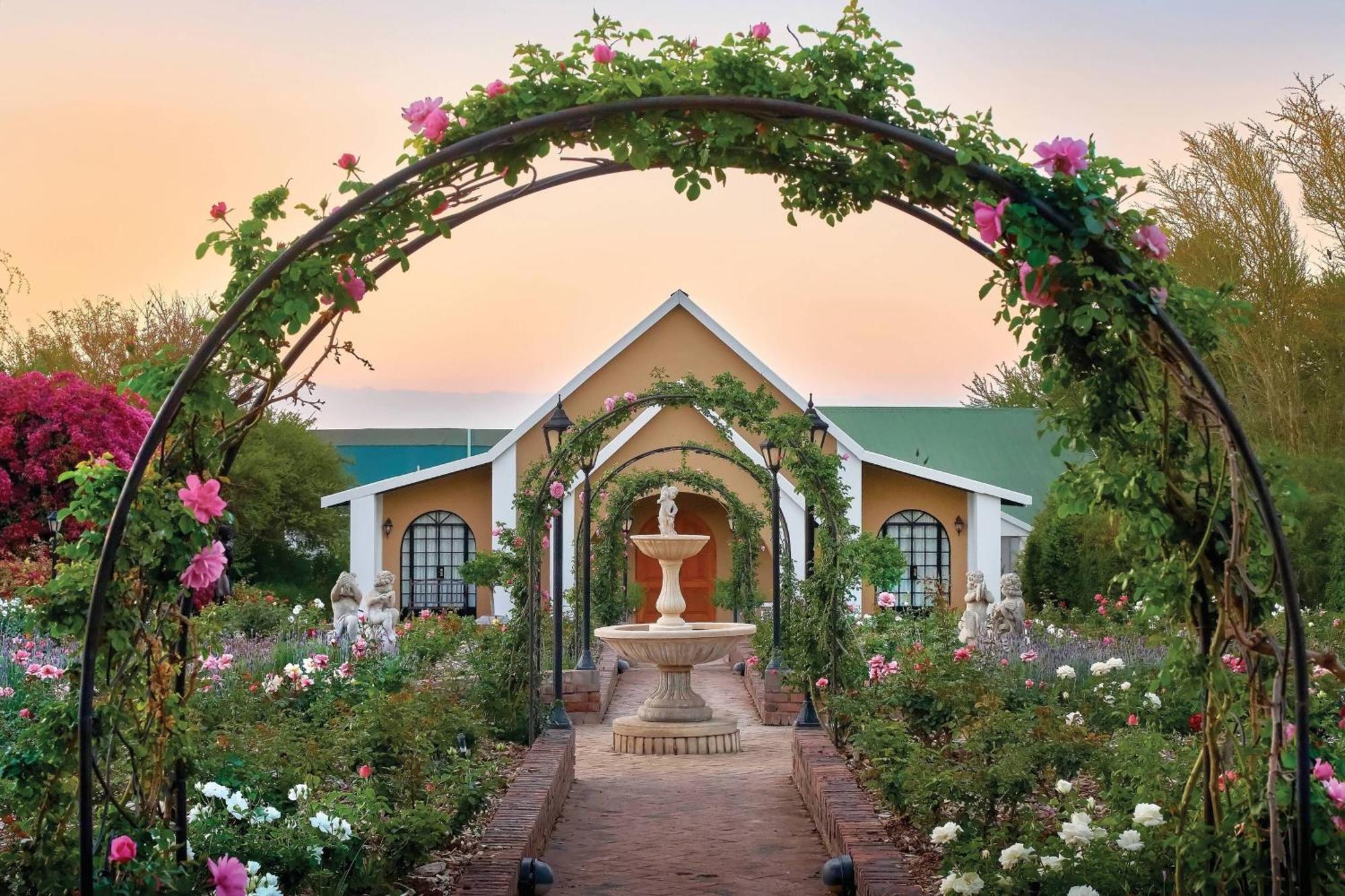 Protea Hotel By Marriott Polokwane Ranch Resort Exterior foto