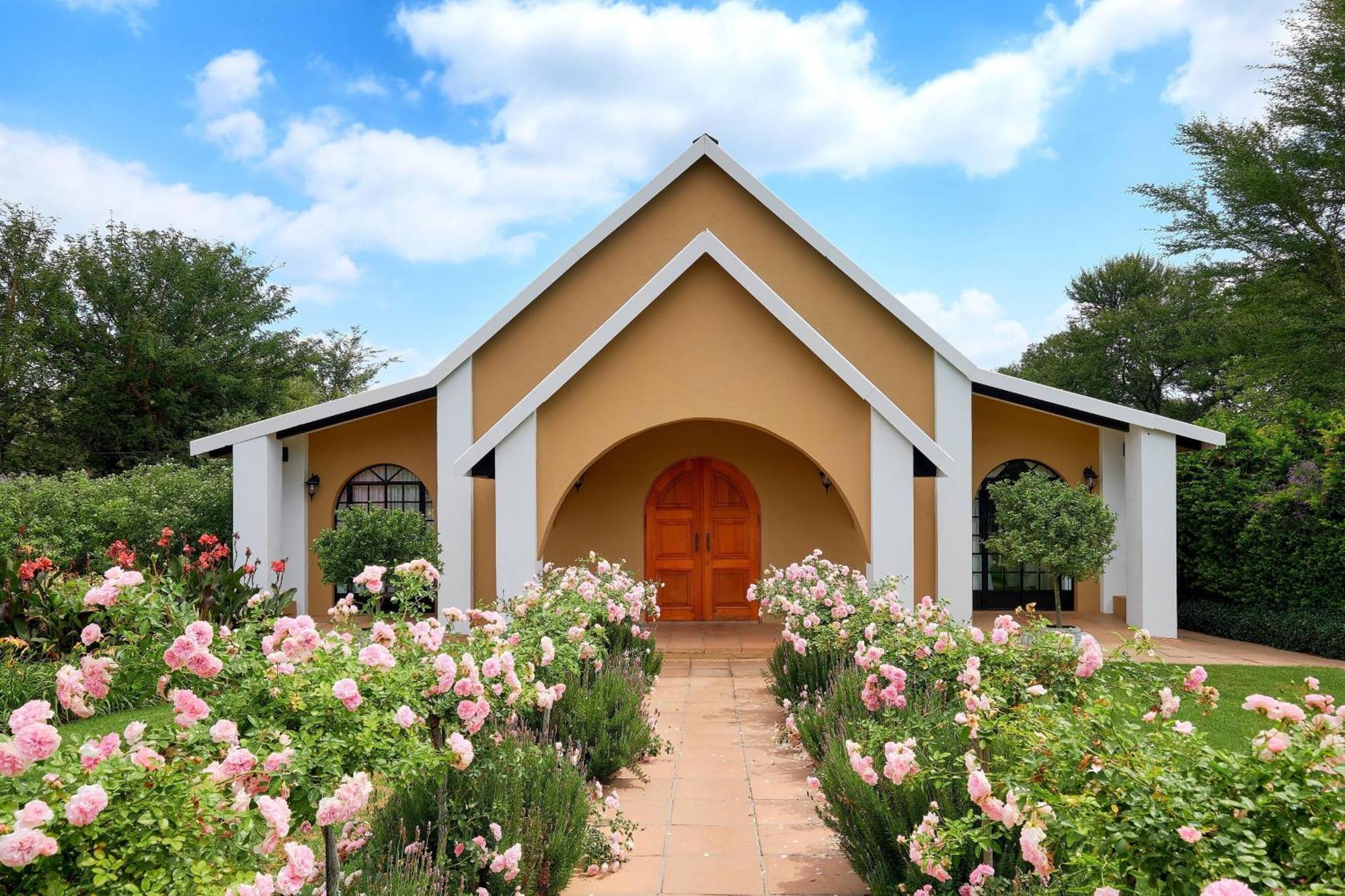 Protea Hotel By Marriott Polokwane Ranch Resort Exterior foto