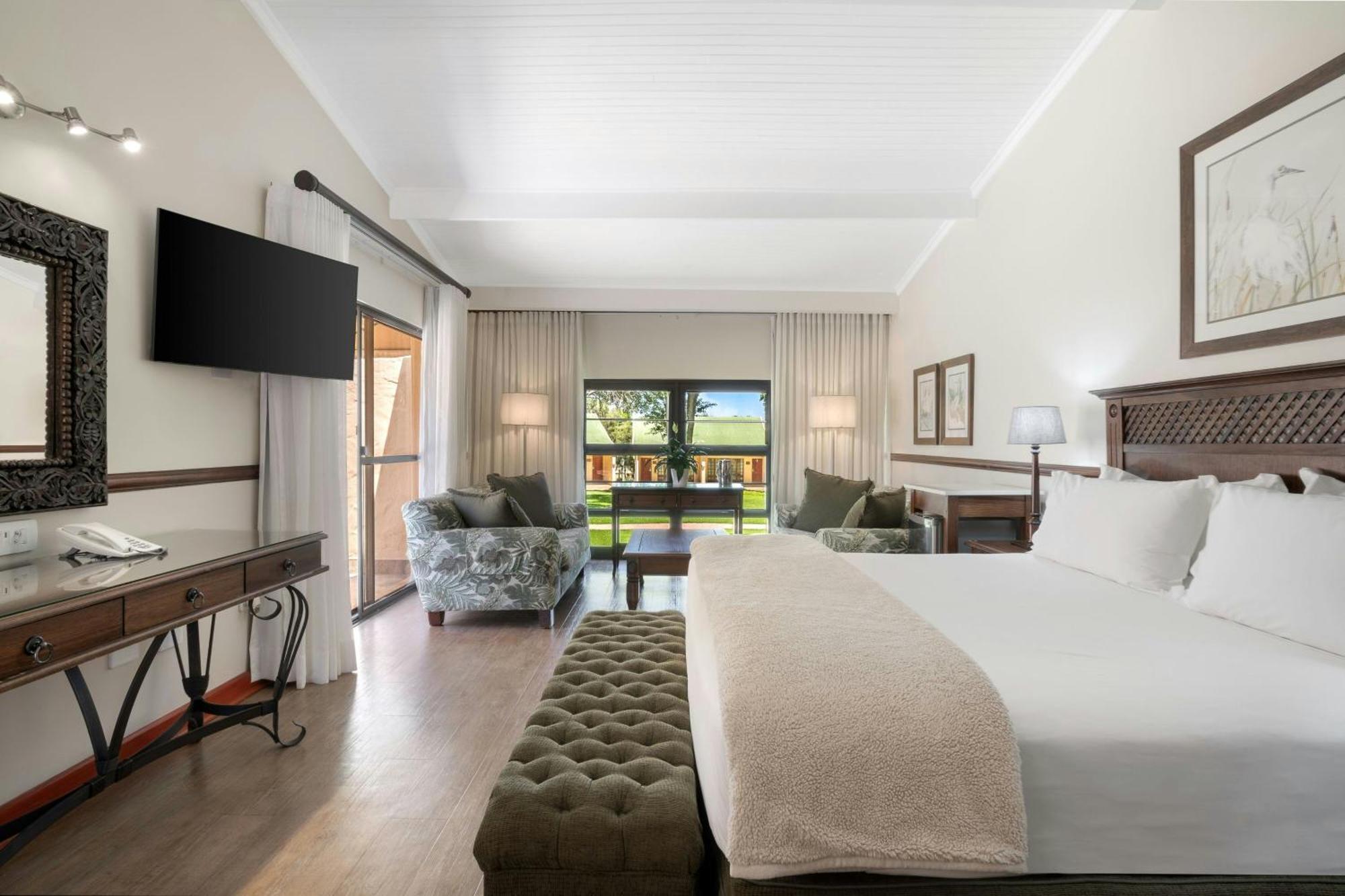 Protea Hotel By Marriott Polokwane Ranch Resort Exterior foto