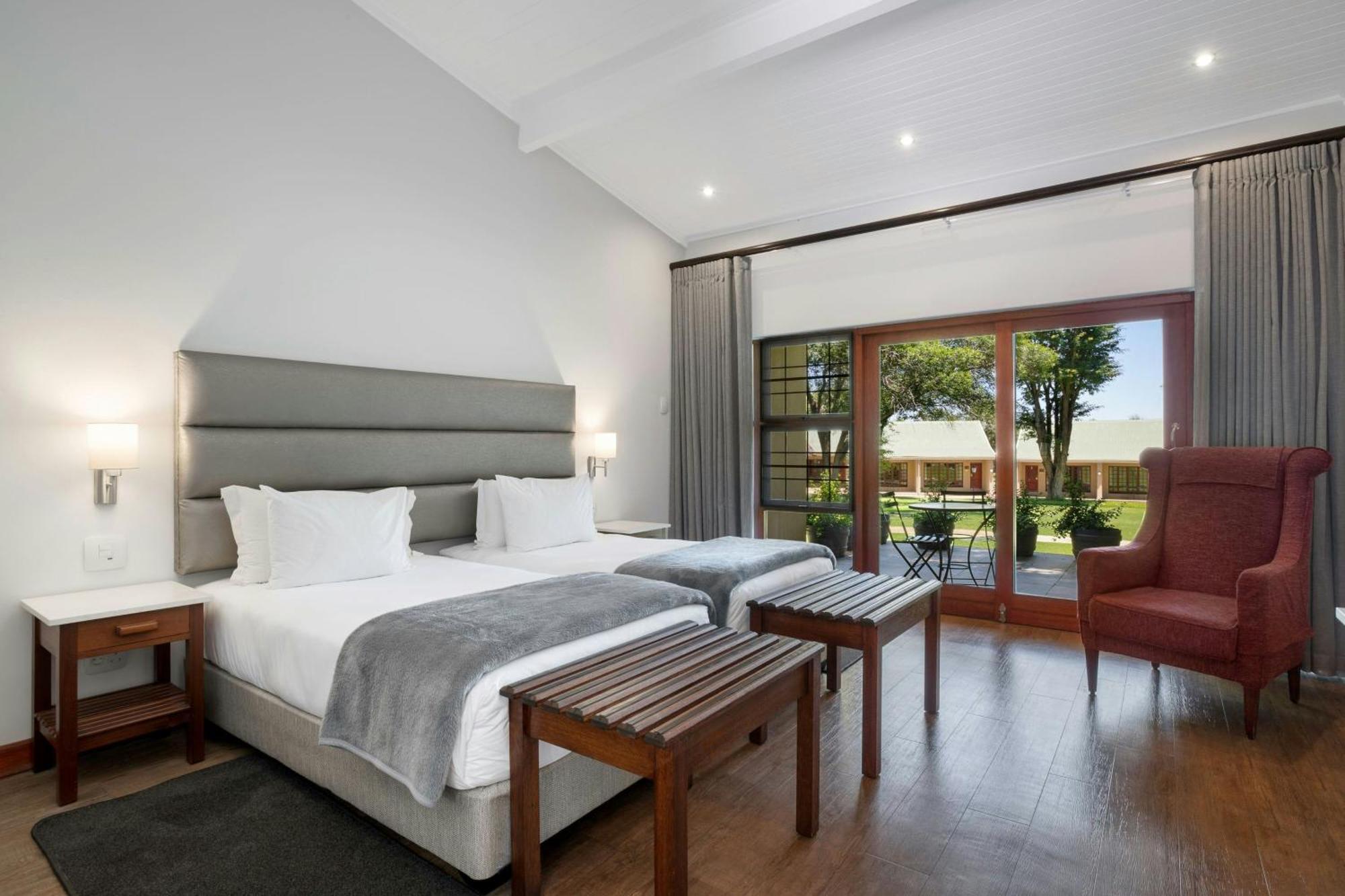 Protea Hotel By Marriott Polokwane Ranch Resort Exterior foto