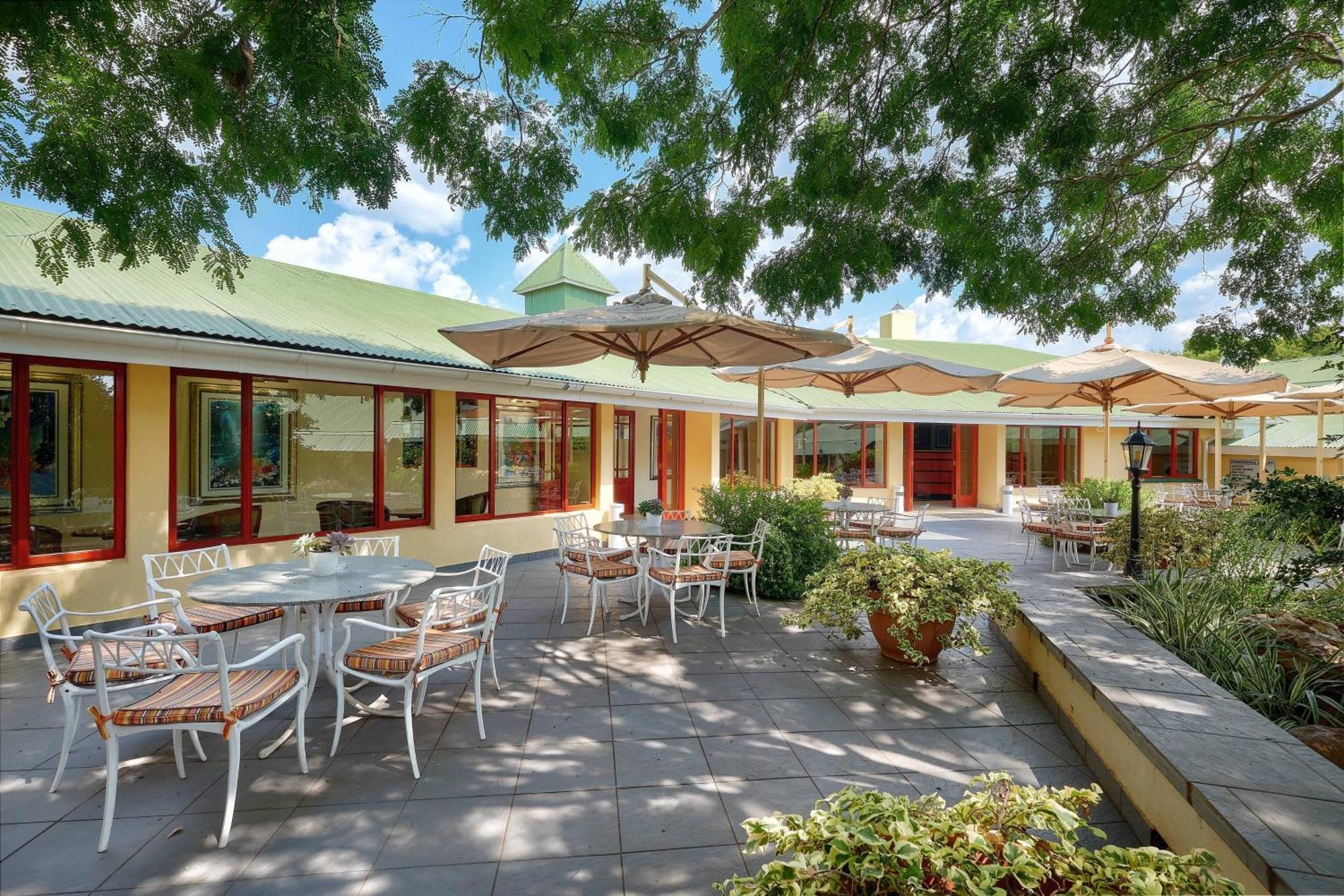 Protea Hotel By Marriott Polokwane Ranch Resort Exterior foto