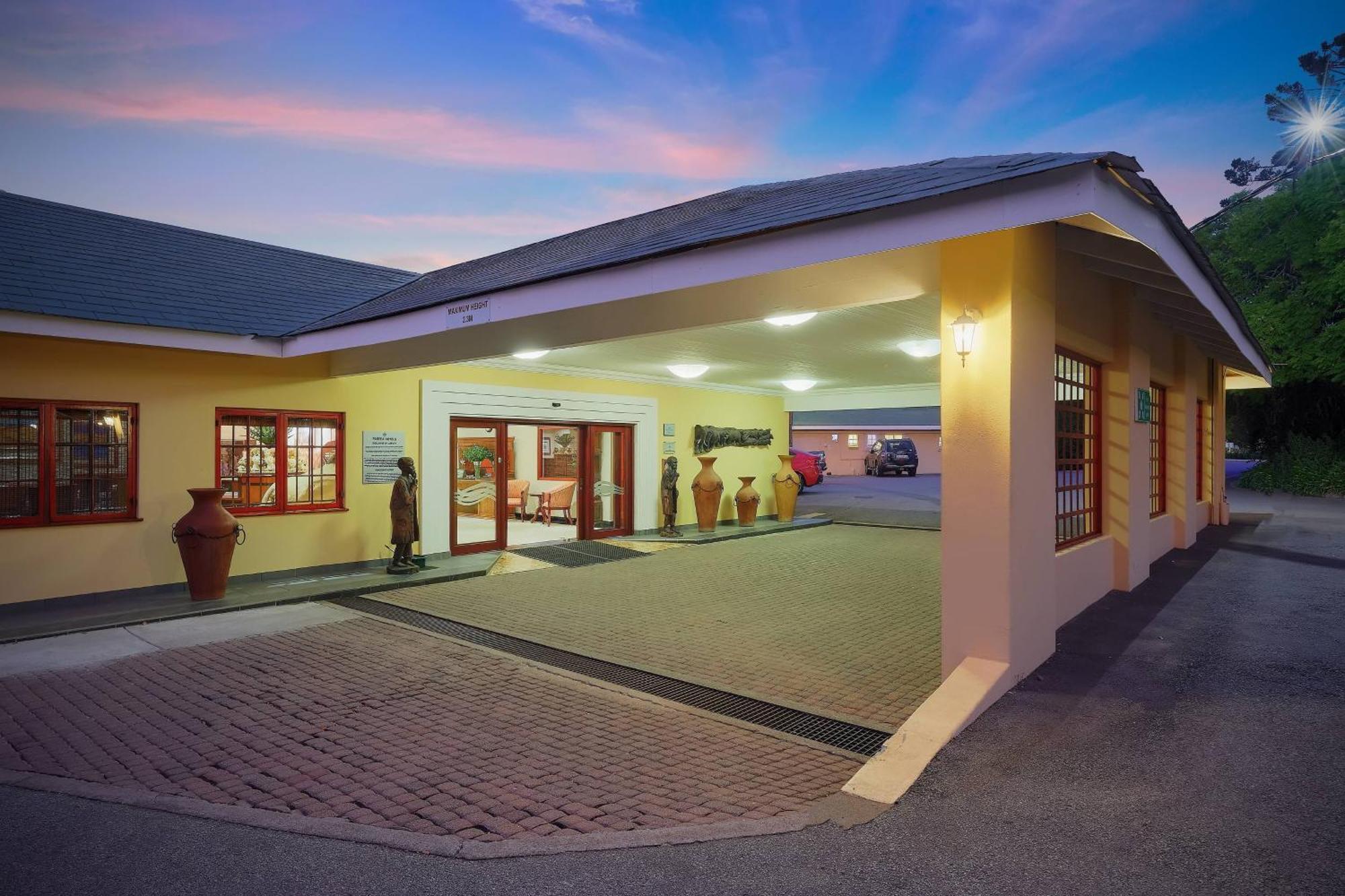 Protea Hotel By Marriott Polokwane Ranch Resort Exterior foto